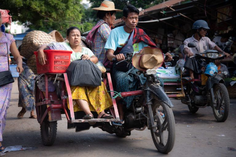 Read more about the article Mandalay market